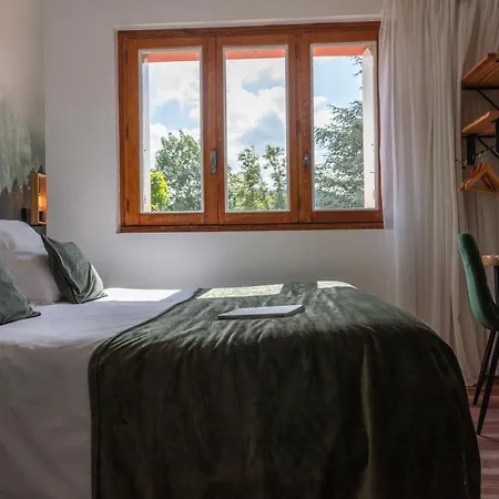 Restaurant Les Glycines מלון