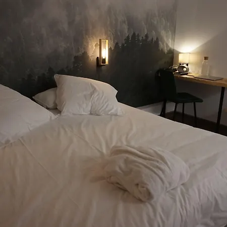 Hotel Restaurant Les Glycines 3*