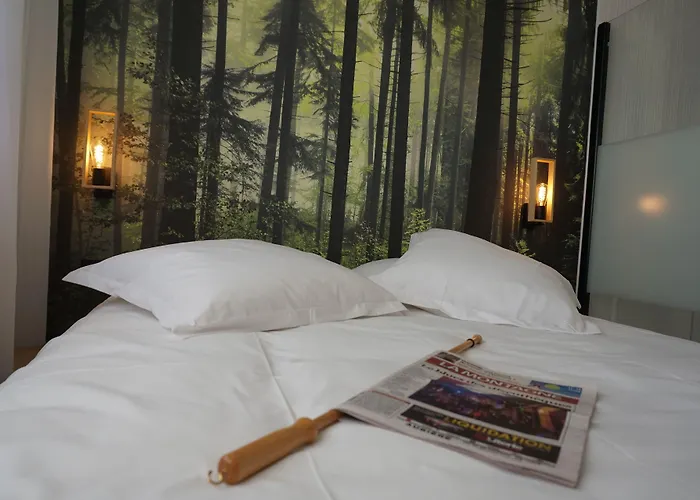 Hotel Restaurant Les Glycines 3*